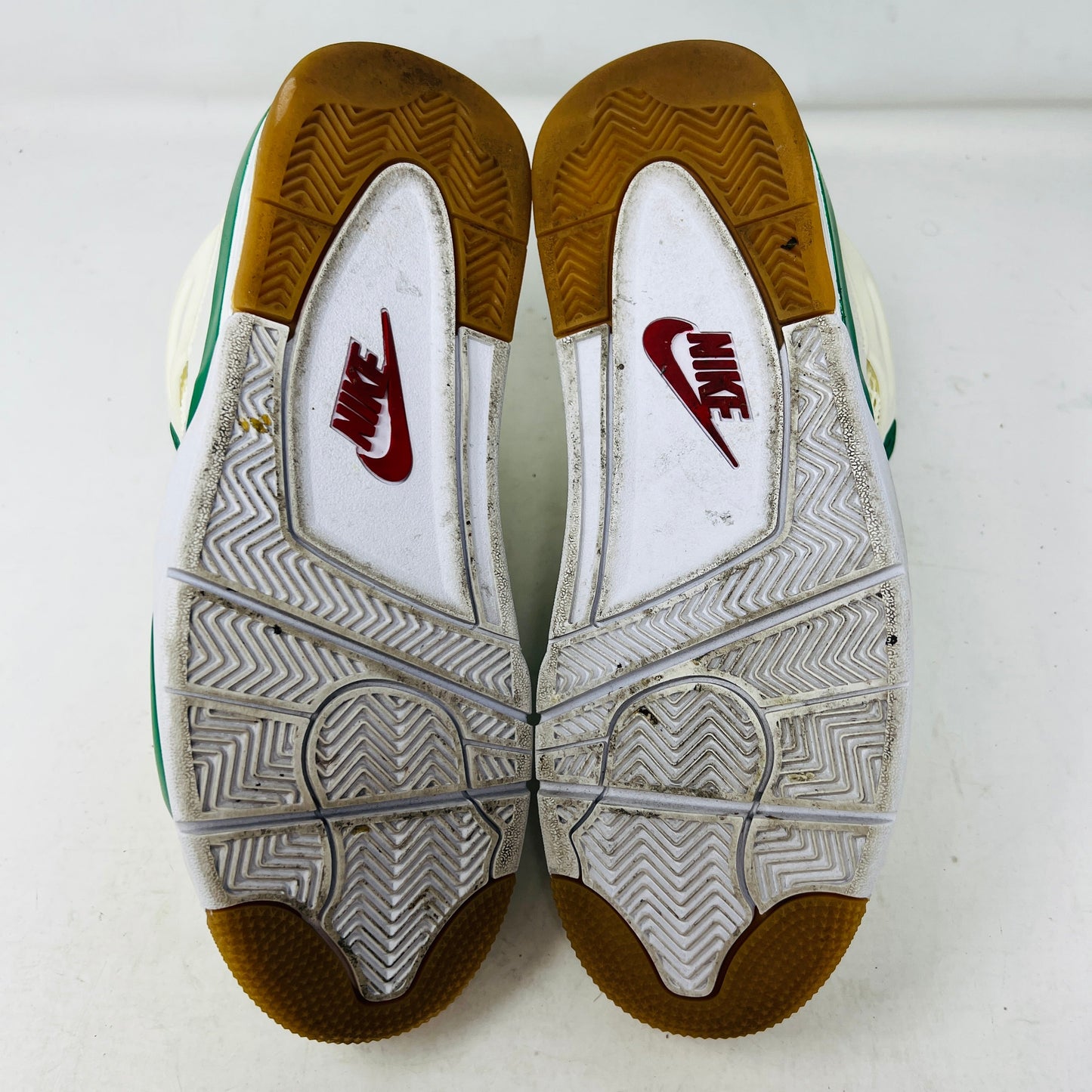 Jordan 4 Retro SB Pine Green