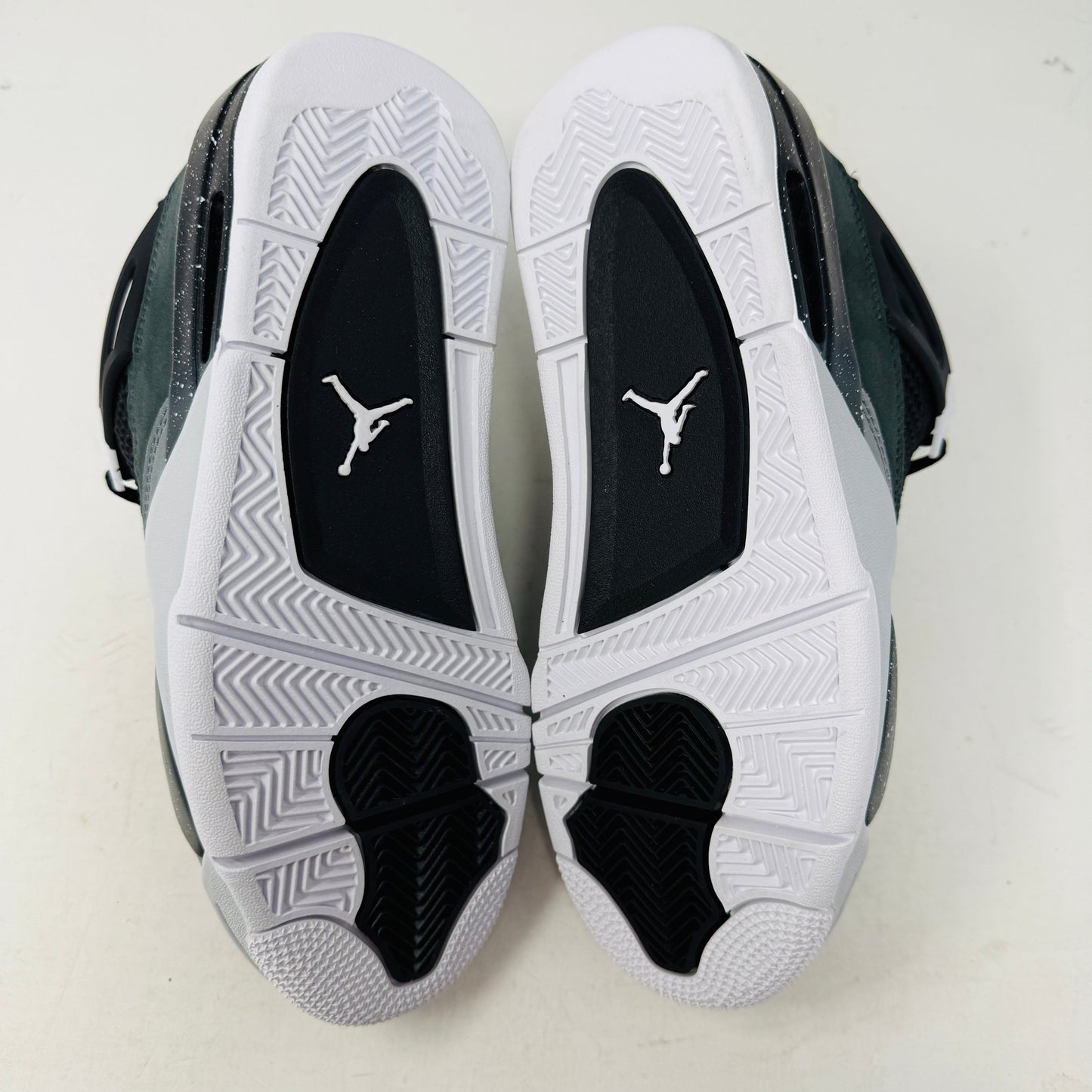 Jordan 4 Retro Fear (2024) (GS)