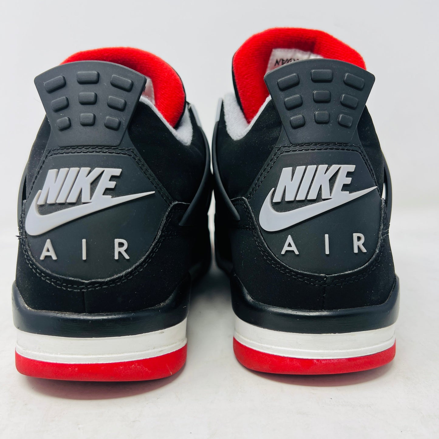 Jordan 4 Retro Bred (2019)