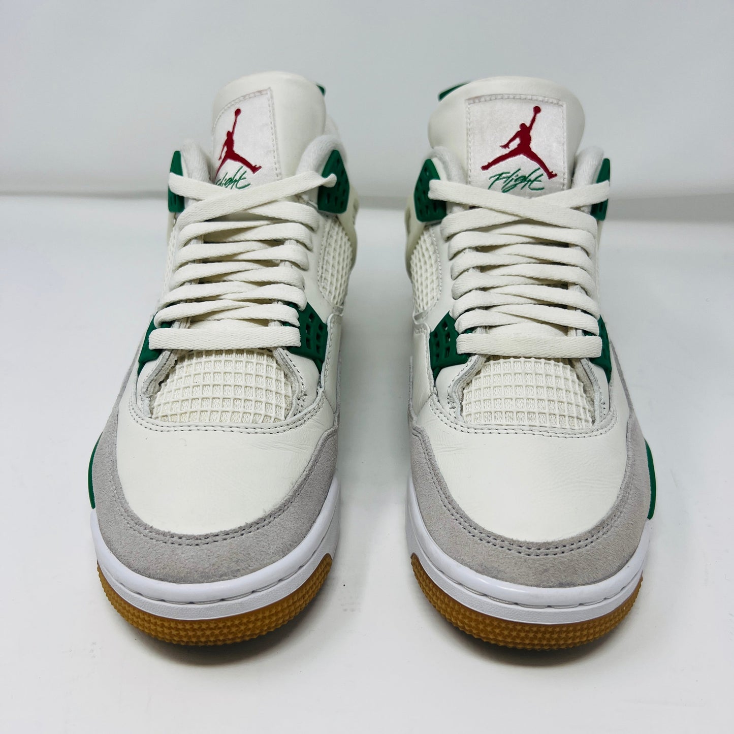 Jordan 4 Retro SB Pine Green