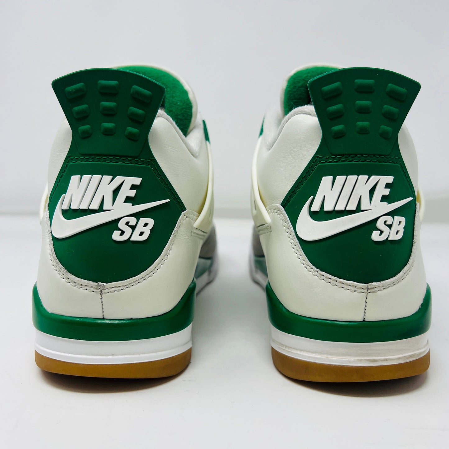 Jordan 4 Retro SB Pine Green