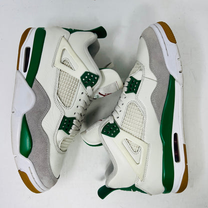 Jordan 4 Retro SB Pine Green