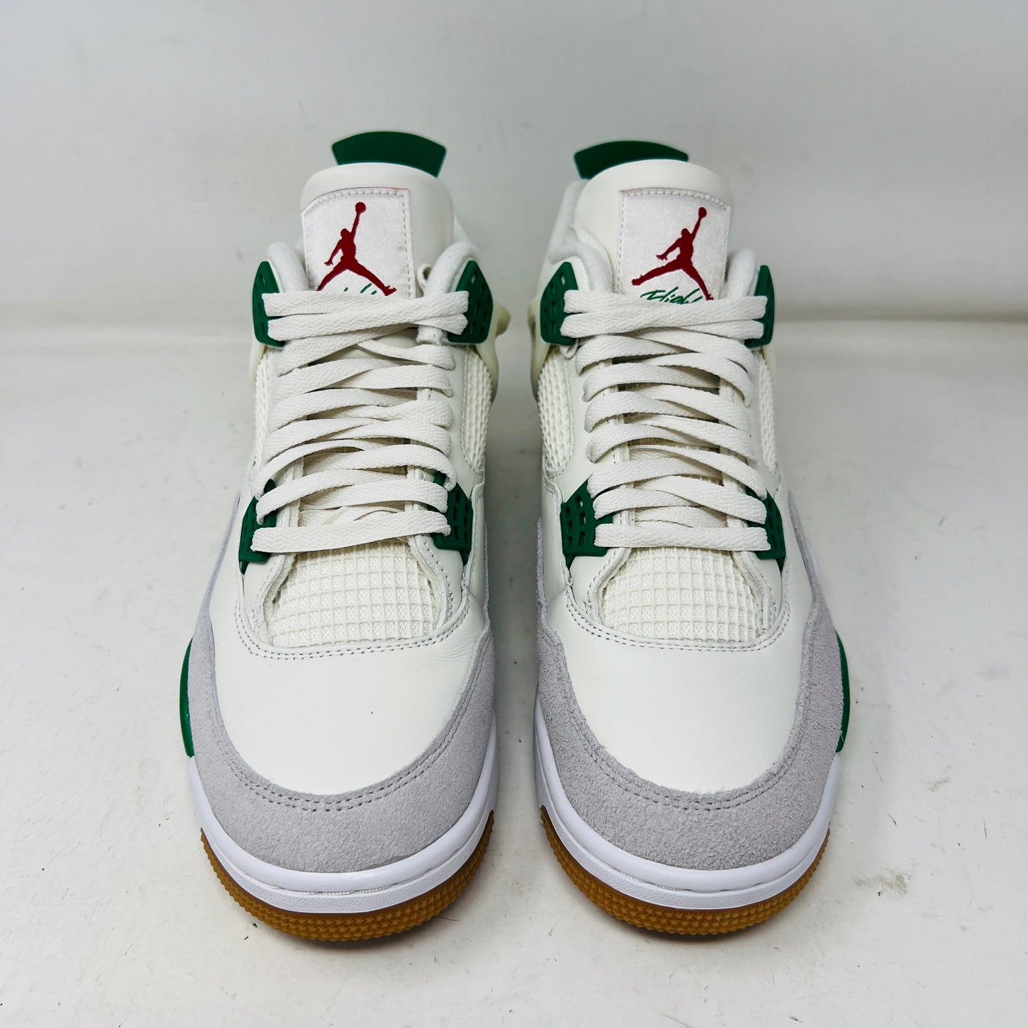 Jordan 4 Retro SB Pine Green